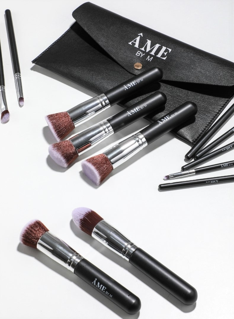 14 Piece Black and Silver Professional Vegan Makeup Brush Set With Black Travel Clutch Makeup Bag